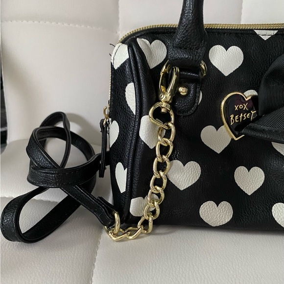 Betsey Johnson Mini Heart Satchel - Picture 9 of 16
